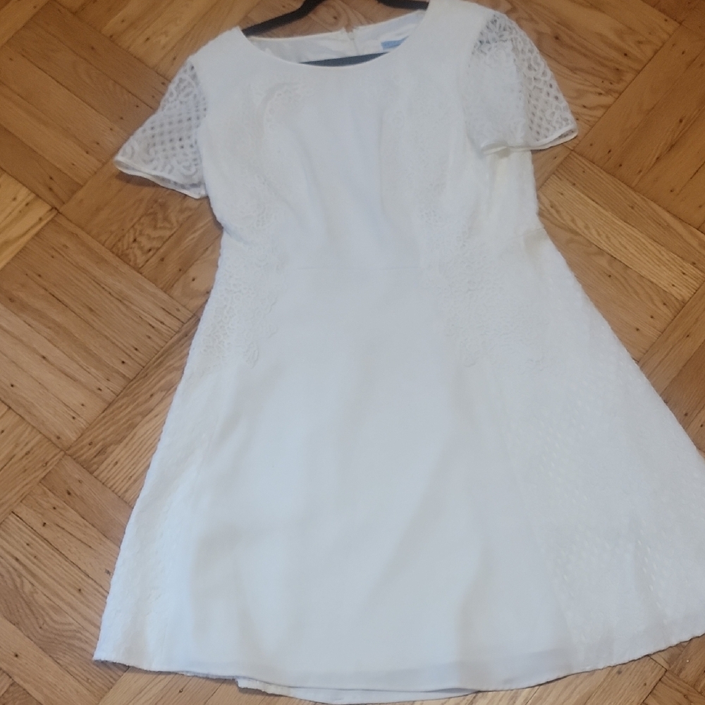 Elegant White Lace Dress